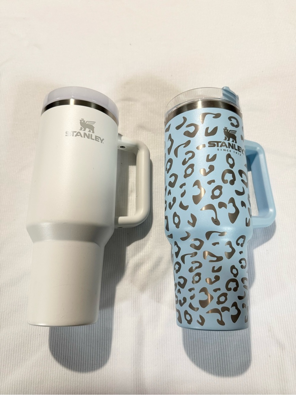 Stanley 40oz Travel Mug Set - Light Blue Leopard & Matte White